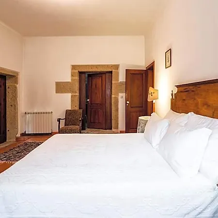 Hotel Casa Da Roseira 2*